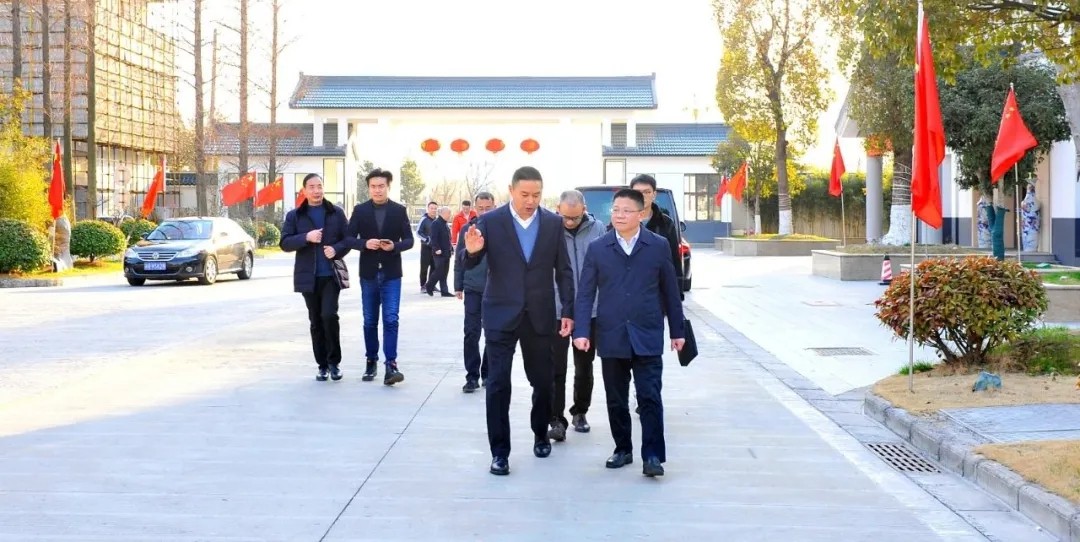 640(3).jpg 640(3).jpg